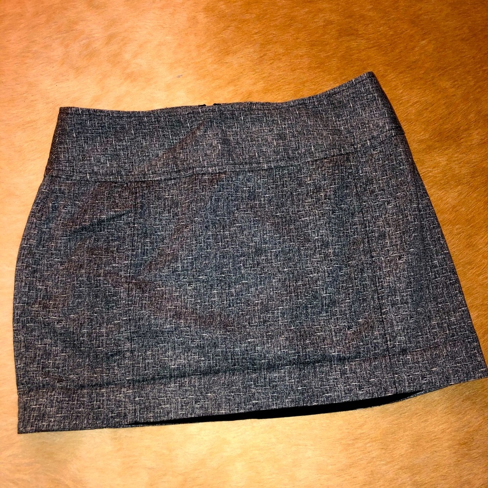 Express mini skirt